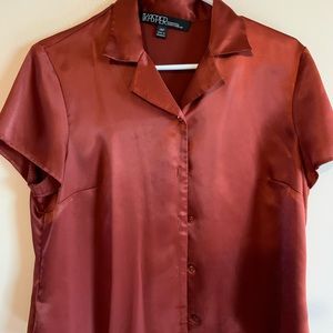 Women’s blouse